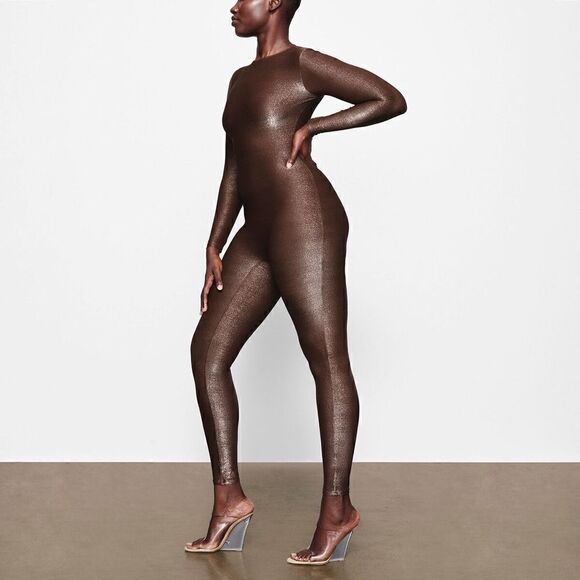 SKIMS Shimmer Catsuit in Chocolate - Picture 3 of 9